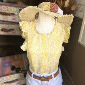 FOREVER 21 - Cute Yellow Top